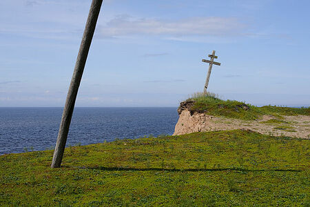 Поморский крест на Зимнем берегу