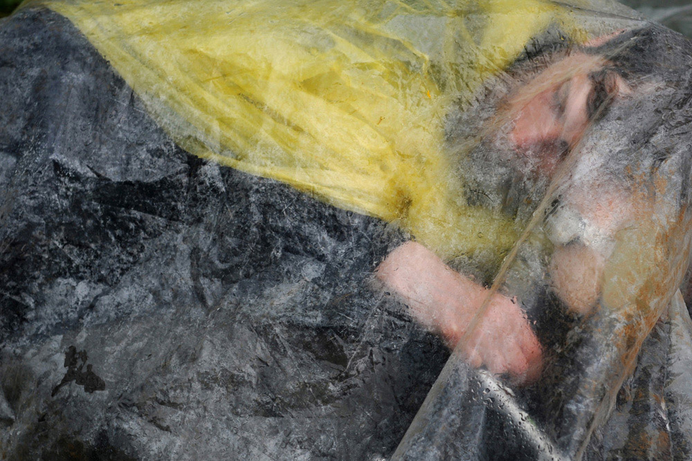 Каждый год десятки тысяч верующих идут крестным ходом к реке Великая (Вятка).