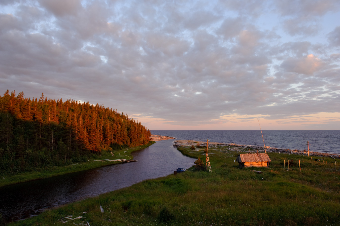 Изба на Зимнем берегу Белого моря