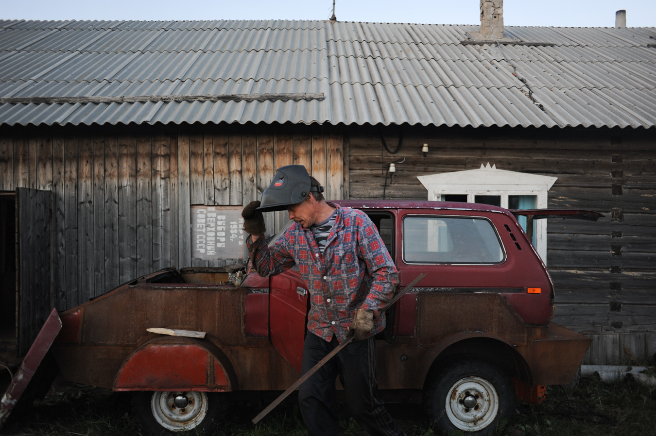 Местный "кулибин" Сергей из села Ручьи.